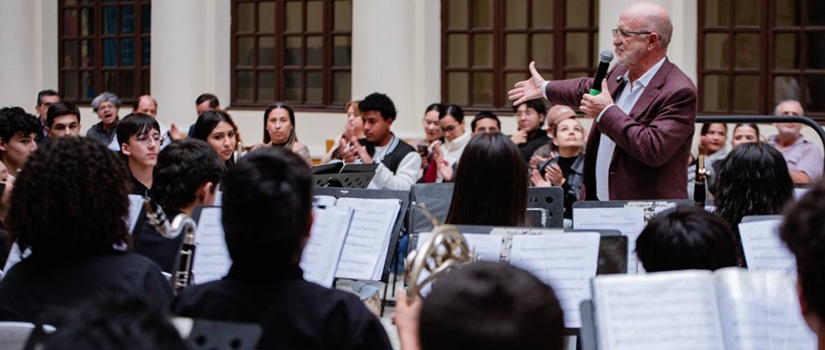 Caldas proyecta su talento musical a nivel mundial con la presentación oficial de la Banda Sinfónica Juvenil