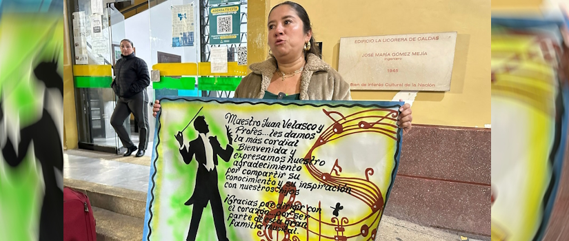 ¡Regreso triunfal! Entre aplausos y lágrimas, padres de familia recibieron a los integrantes de la Banda Sinfónica Juvenil de Caldas